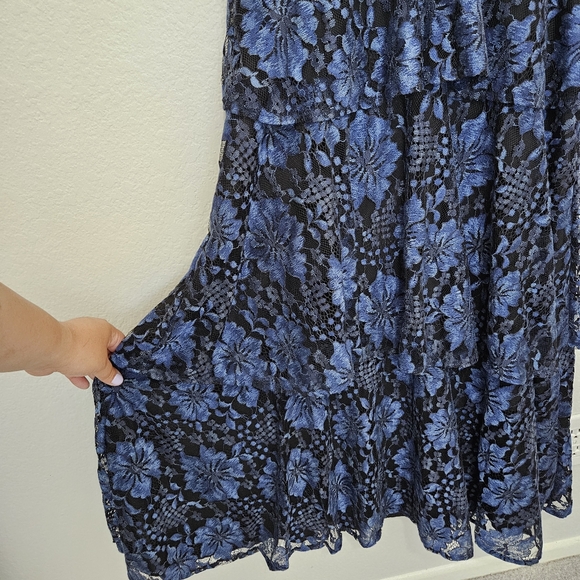 NWT Lulus | Molinetto Navy Blue Lace Ruffled Tiered Sleeveless Maxi Women XL - Picture 8 of 11